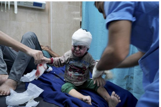 تحذير من توقف شامل لخدمات الطوارئ في غزة