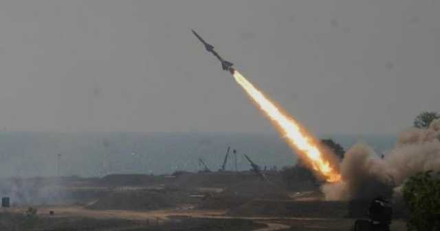 عاجل : المقاومة ترسل 40 صاروخاً من الأراضي اللبنانية باتجاه إصبع الجليل والجولان السوري المحتل