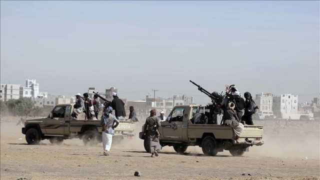 عاجل : الحوثي: غارة أمريكية بريطانية رابعة على مطار الحديدة الدولي