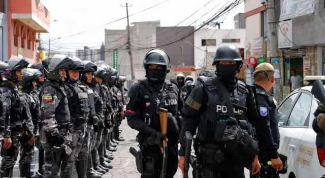 الإكوادور تتصدر منصات التواصل .. وحرب شوارع بين الأمن والعصابات فيديوهات وصور