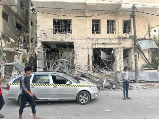 عاجل : غزة .. تدمير كنيسة ومسجد وشهداء في غارات