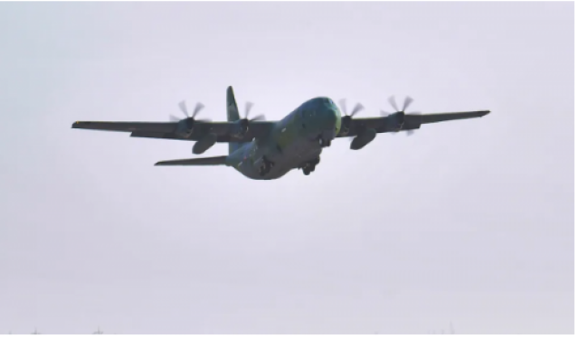 عاجل : يديعوت أحرونوت: طائرات عسكرية أجلت دبلوماسيين من إسرائيل