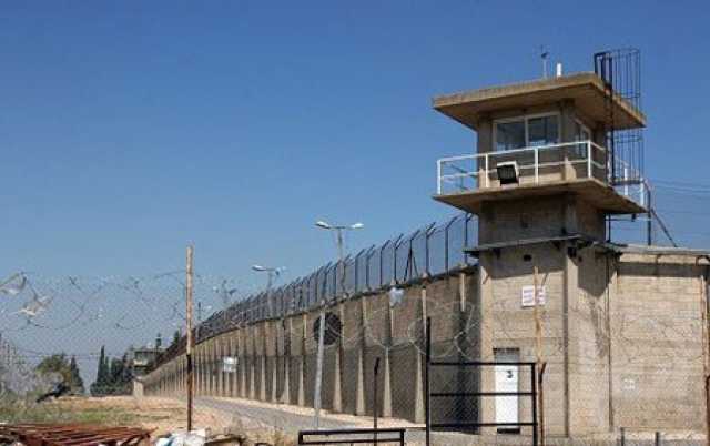 مصلحة سجون الاحتلال: نستعد لتنفيذ المرحلة الثالثة من تبادل الأسرى