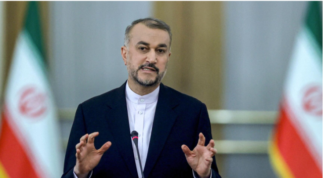 عاجل : وزير الخارجية الإيراني يهاتف الصفدي لبحث إدخال المساعدات لغزة
