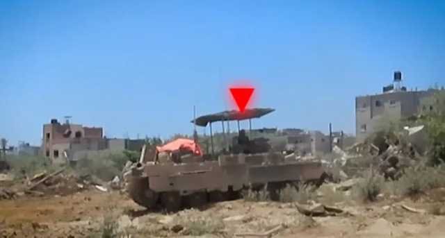 بالفيديو .. القسام تستهدف دبابة ميركافا وناقلة جند وآليات للاحتلال بجباليا وشرق رفح