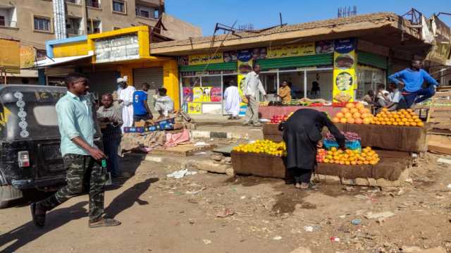 الأمم المتحدة تعلن تعليق مساعداتها الغذائية في مخيم للاجئين في السودان