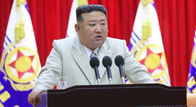 كيم جونغ أون يصف قادة أمريكا وكوريا الجنوبية واليابان بـزعماء العصابات