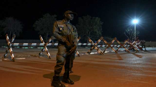 اتهام فرنسا بـنشر قواتها استعدادا لـتدخل عسكري في النيجر