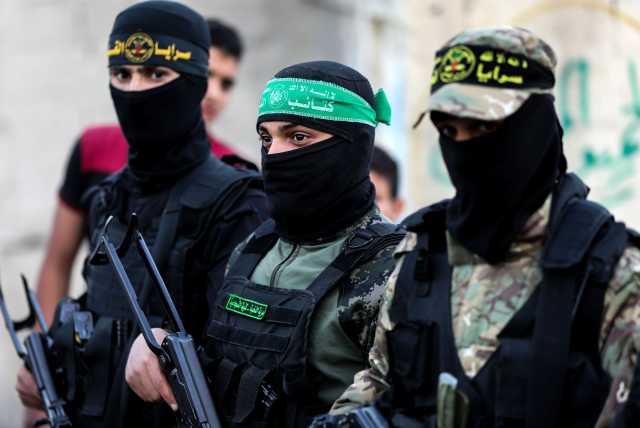 عاجل : القسام: تمكنا مع سرايا القدس من إيقاع 15 جنديا في كمين محكم وسط غزة