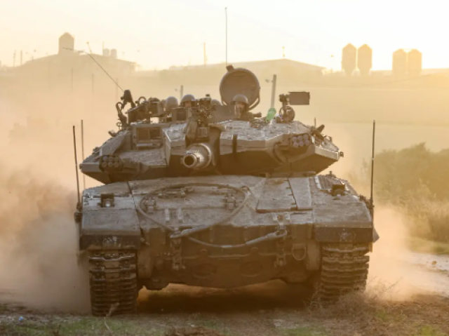 عاجل : إذاعة جيش الاحتلال: انسحاب الفرقة 36 من قطاع غزة