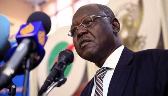 السودان.. وزير الإعلام يعلن بشأن مرتبات العاملين بالحكومة