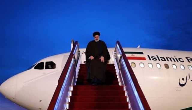 الرئيس الإيراني يصل إلى جنوب إفريقيا للمشاركة في قمة “البريكس”