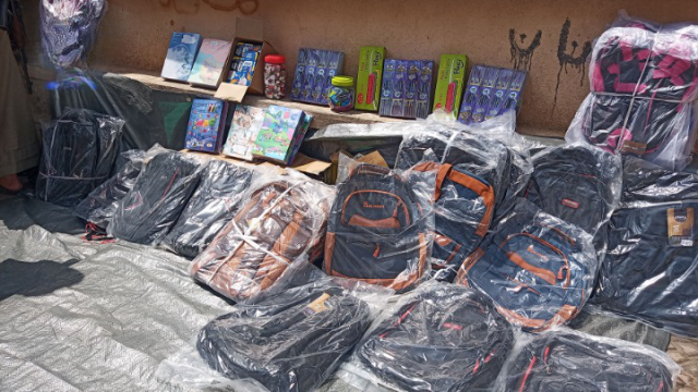 هيئة رعاية أسر الشهداء تدشن توزيع الحقيبة المدرسية لأبناء الشهداء بمحافظة مأرب