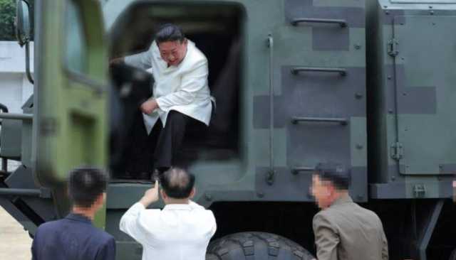 زعيم كوريا الشمالية يزور مصانع إنتاج الصواريخ