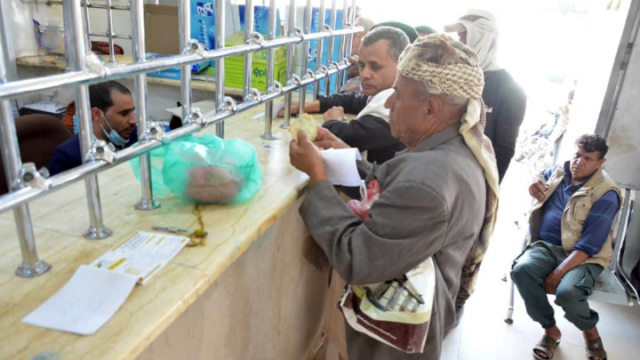 تدشين صرف المساعدات النقدية الطارئة لمستفيدي الضمان الاجتماعي بمحافظة صنعاء