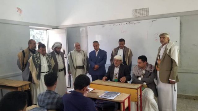 وزير التربية يطلع على احتياجات العملية التعليمية في عدد من مدارس محافظة المحويت