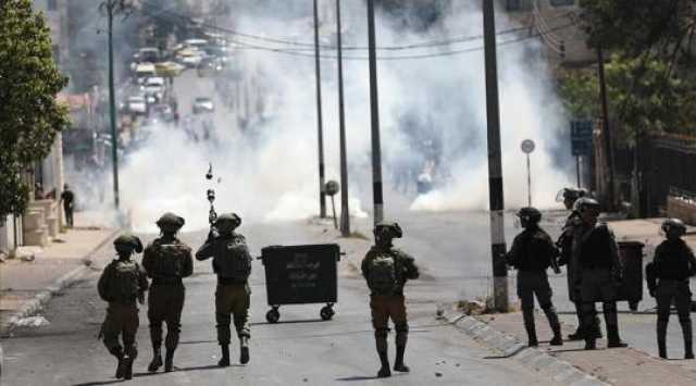إصابات خلال قمع العدو الإسرائيلي مسيرة ضد الاستيطان في بلدة قريوت بنابلس