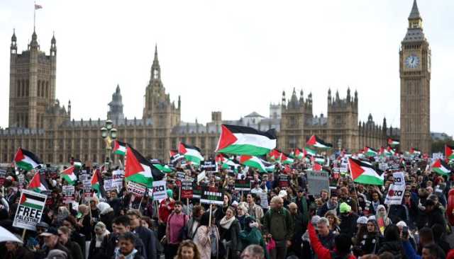 تظاهرة كبرى في لندن رفضاً للعدوان الإسرائيلي على غزة