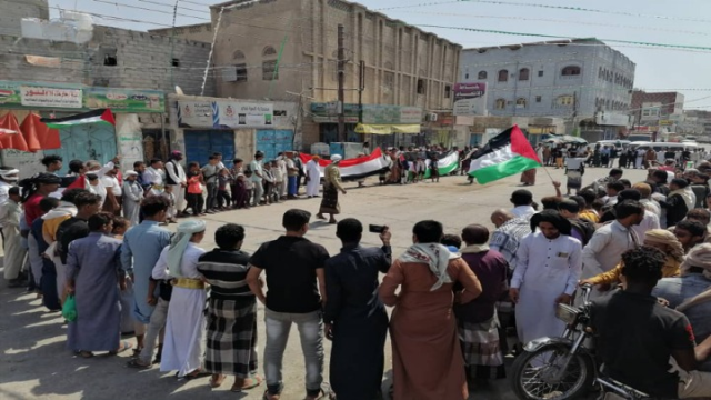 الحديدة.. وقفات احتجاجية تنديداً بجرائم العدوان الصهيوني على غزة وتأييداً لطوفان الأقصى