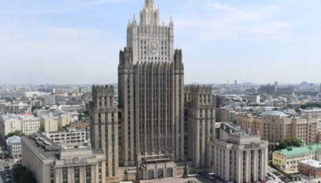 موسكو تدين الضربات الأمريكية لسوريا والعراق وتدعو لاجتماع عاجل لمجلس الأمن