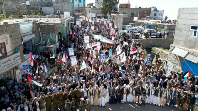 مسيرة جماهيرية حاشدة في ريمة دعماً وتضامناً مع الشعب الفلسطيني والمقاومة في غزة
