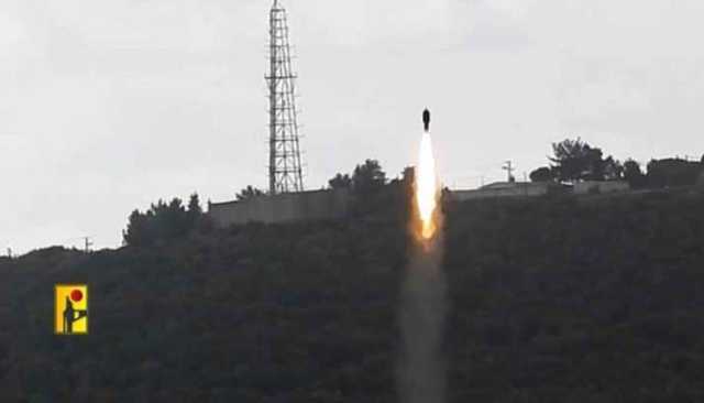 المقاومة الإسلامية في لبنان تدك مواقع العدو الصهيوني بالصواريخ