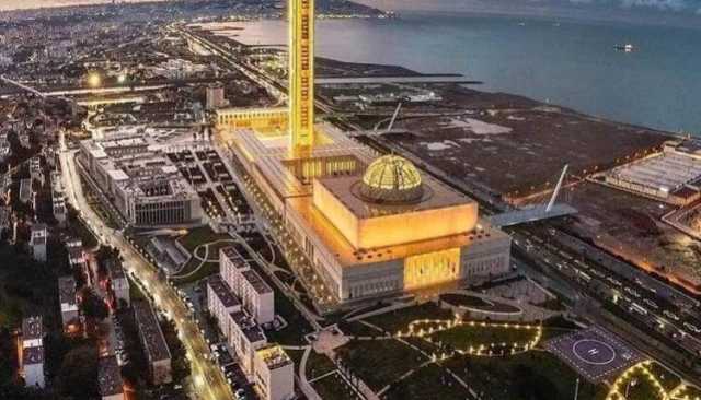 افتتاح ثالث أكبر مسجد في العالم