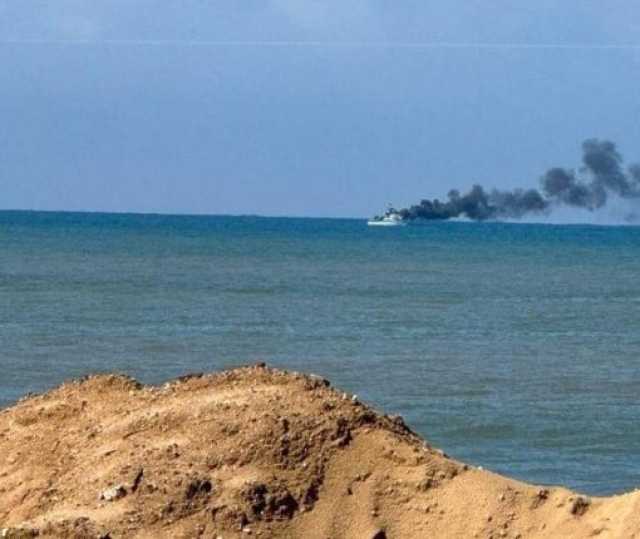 إعلام العدو: اشتعال نيران بسفينة تابعة للبحرية الإسرائيلية قبالة نهاريا