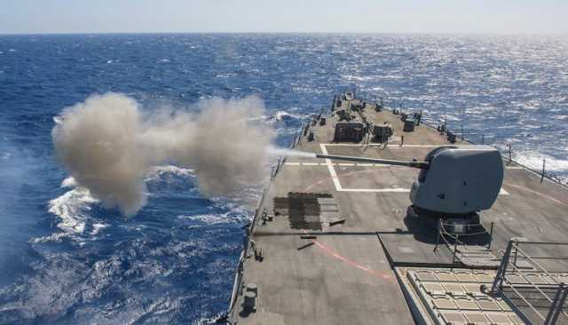 الإسرائيلي يقر بفشل البحرية الأمريكية في صد الهجمات اليمنية