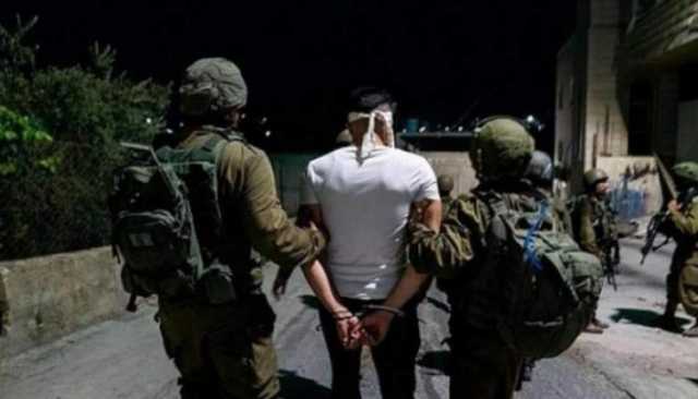 قوات العدو الصهيوني تشن حملت اعتقالات في الضفة