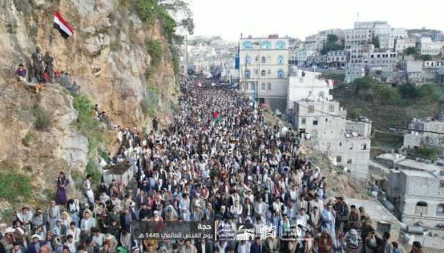 شاهد بالصور.. مسيرات جماهيرية حاشدة في 23 ساحة بمحافظة حجة إحياءً ليوم القدس العالمي