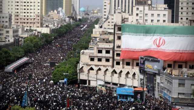 بالصور| تشييع الرئيس الإيراني الشهيد السيد إبراهيم رئيسي وسط حشود مليونية في مدينة مشهد المقدسة