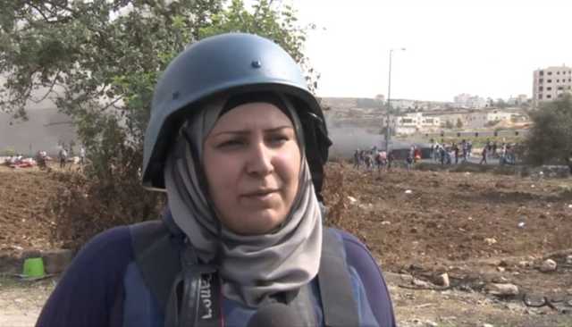العدو يعتقل الصحفية الفلسطينية رشا حرز الله