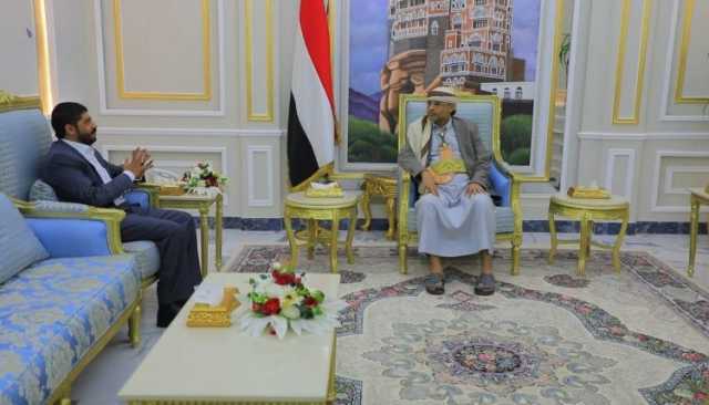 الرئيس المشاط يوجه بمتابعة عودة الحجاج اليمنيين إلى صنعاء