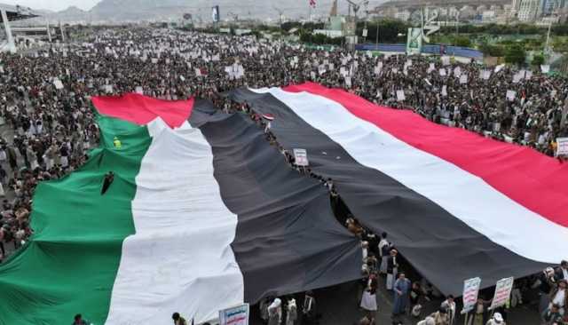 المسيرات الشعبية تُحبط مؤامرات “التطبيع” على غزة