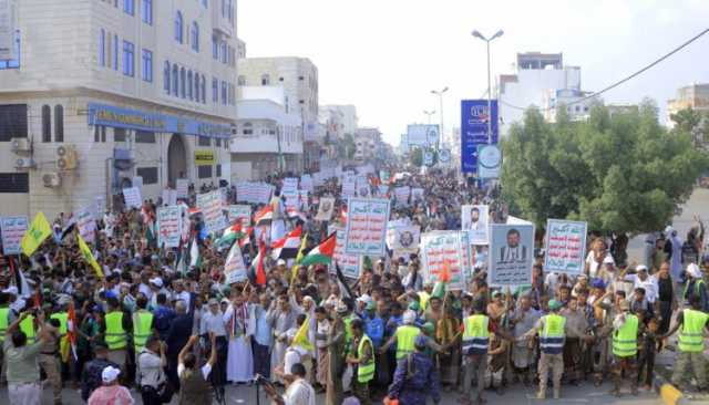 مسيرات مليونية في 69 ساحة بالحديدة تنديداً بالمجازر الصهيونية في لبنان وفلسطين