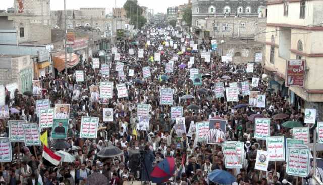 أبناء ذمار يحتشدون في 18 ساحة تأكيداً على ثبات الموقف اليمني الداعم للشعبين الفلسطيني واللبناني