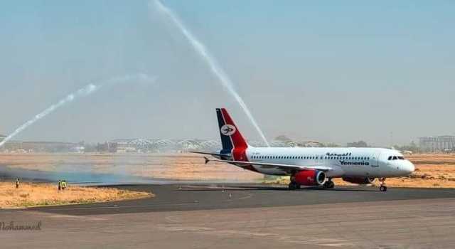 جماعة الحوثي: مطار صنعاء مقبل على رفع عدد المسافرين