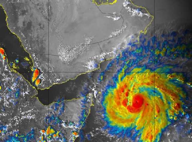 الأرصاد اليمني يحذر من اقتراب تأثيرات إعصار “تيج” نحو المحافظات الشرقية
