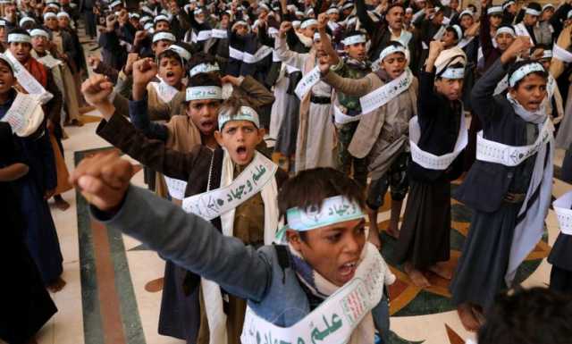 تزامنا مع اليوم العالمي للطفل.. 43 منظمة تتهم الحوثيين بارتكاب انتهاكات فظيعة بحق الأطفال
