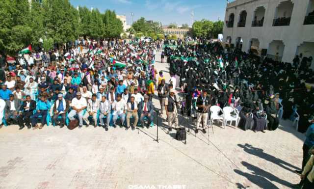 مأرب… مهرجان طلابي وبازار خيري في جامعة إقليم سبأ لمساندة قطاع غزة