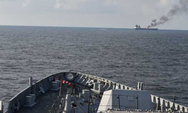 حادث جديد شرقي عدن وهولندا تعتزم إرسال سفينة حربية إلى البحر الأحمر