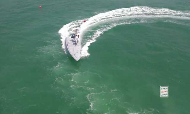الجيش الأمريكي يعلن تدمير زوارق حوثية في البحر الأحمر