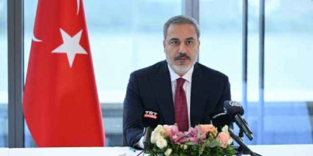 وزير الخارجية التركي يزور ألبانيا