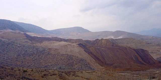 انهيار منجم في تركيا وغموض حول مصير العمال