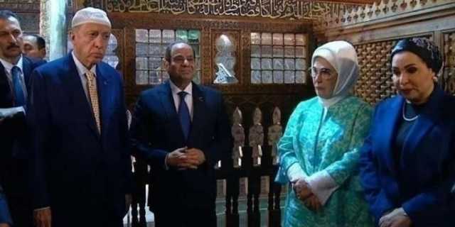 لماذا زار أردوغان ضريح الإمام الشافعي برفقة الرئيس المصري!