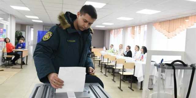 الروس يدلون بأصواتهم في اليوم الثاني من الانتخابات الرئاسية