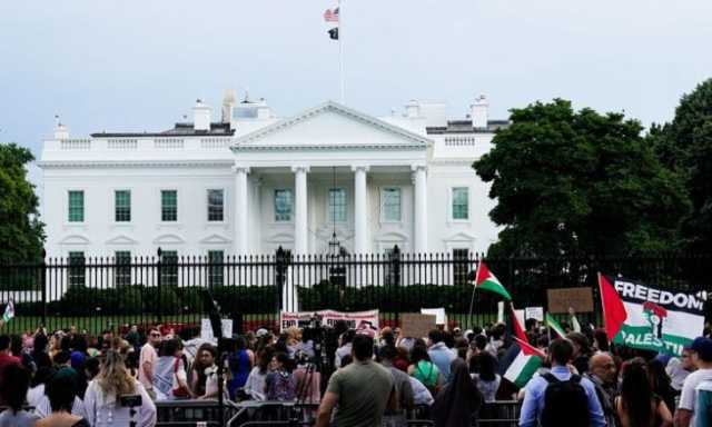 مسؤولون أميركيون يسعون لمحاصرة البيت الأبيض بسبب غزة