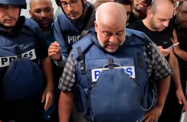 الصحفي الدحدوح يفقد ابنه البكر بقصف إسرائيلي بعد عائلته
