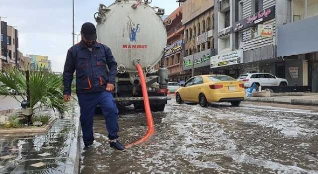 امانة بغداد تبدأ جهود سحب مياه الامطار من جميع شوارع بغداد